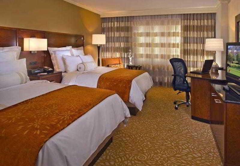 Marriott Louisville East Room photo